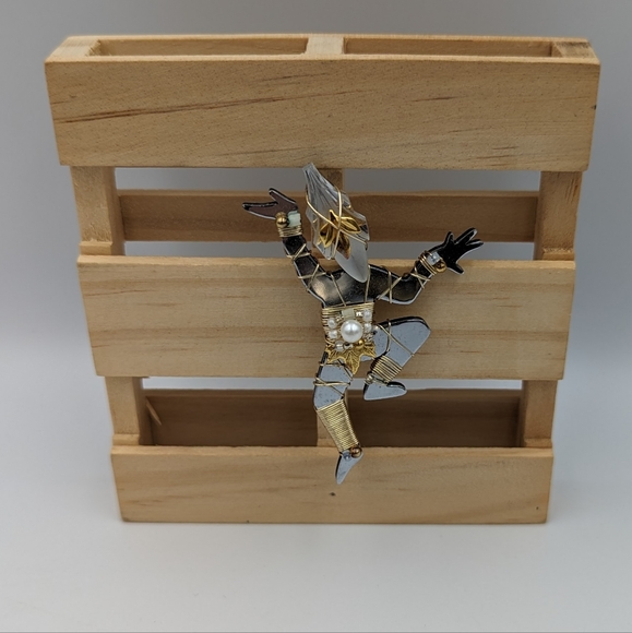 Jill Elizabeth Liztech Oriental Dancing Figure Mirrored 2001 Brooch/Pin - Picture 3 of 11